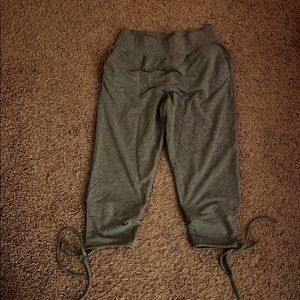 Lululemon Tie Crop Sweats Sz 10